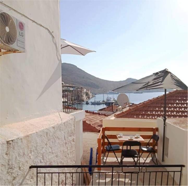 Occasus Room Comfort Chalki Town Dış mekan fotoğraf